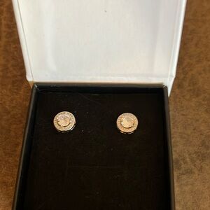 FINAL PRICE! BNWT Cate & Chloe Ariel 18k Gold Plated Halo Stud Earrings